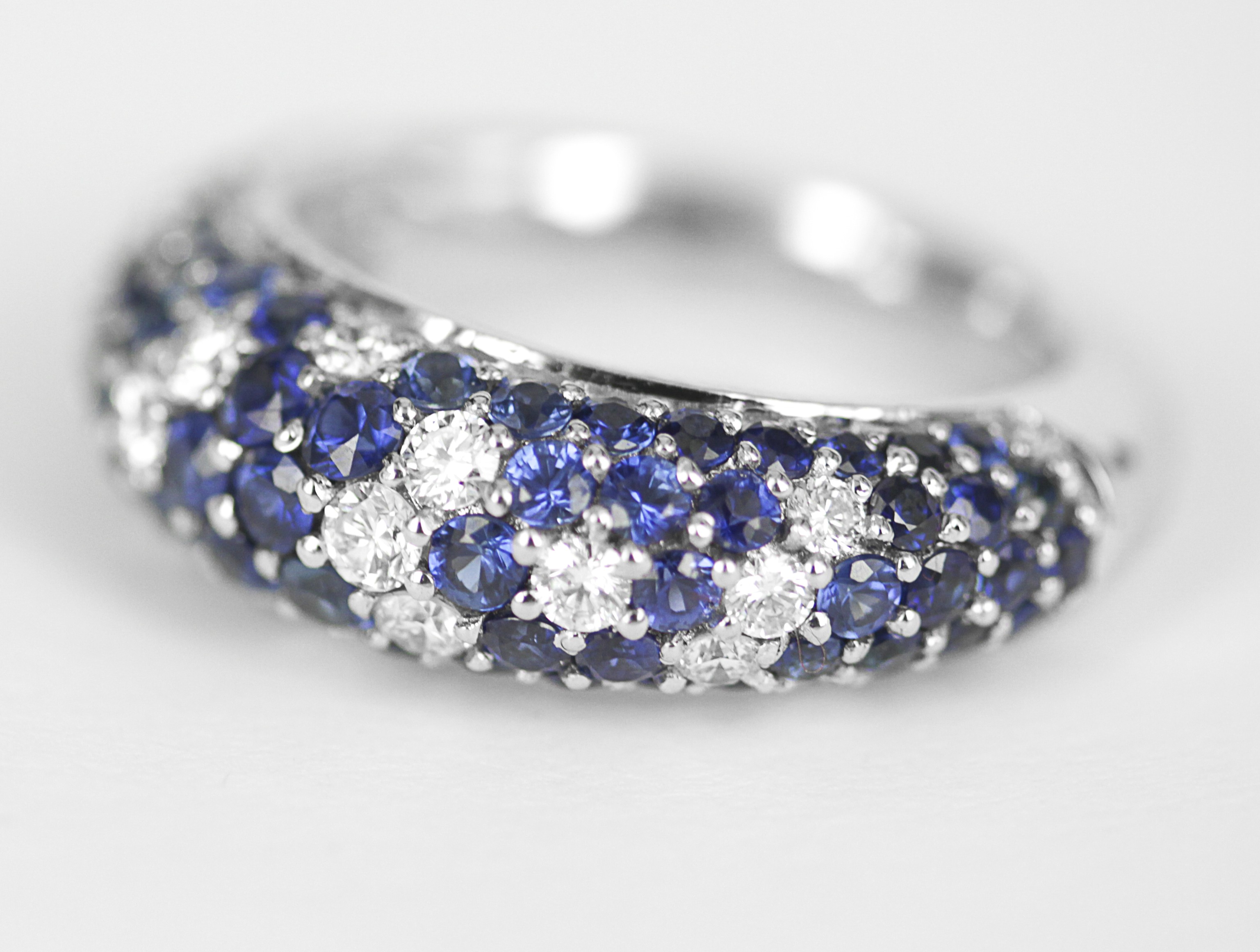 Anello zaffiri 